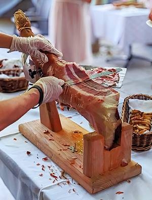 La Petite Cour - restaurant BAGES
