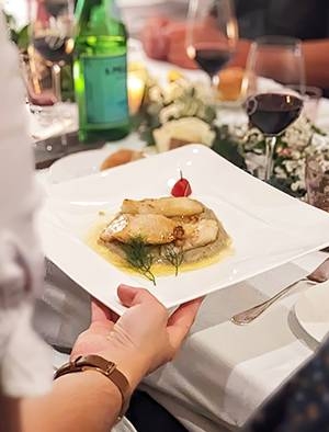 La Petite Cour - restaurant BAGES